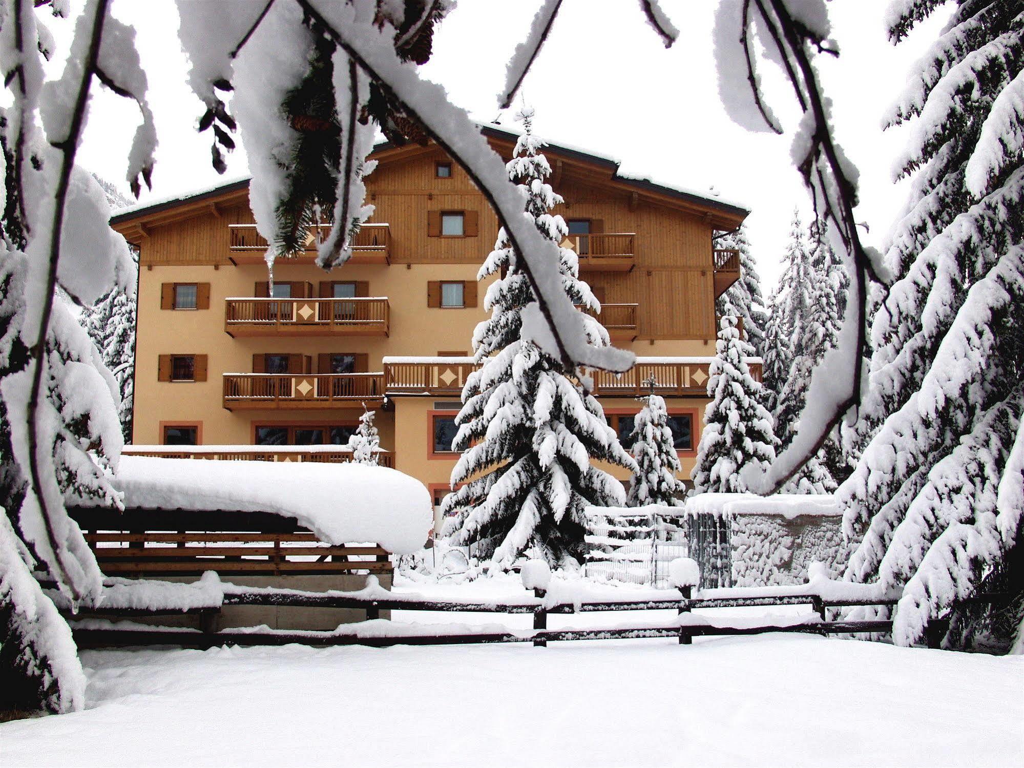 Relais San Giusto Hotel กัมปีเตลโลดีฟัสซา ภายนอก รูปภาพ