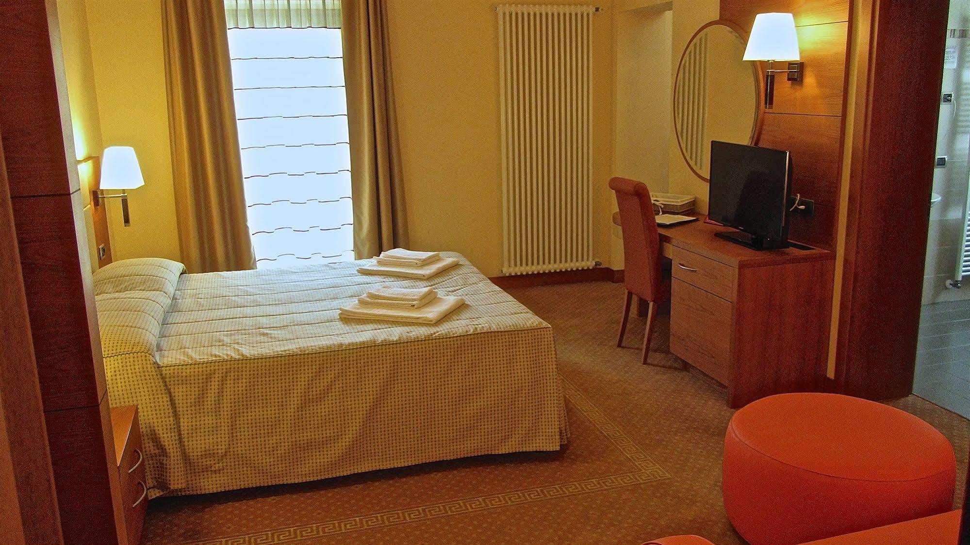 Relais San Giusto Hotel กัมปีเตลโลดีฟัสซา ภายนอก รูปภาพ
